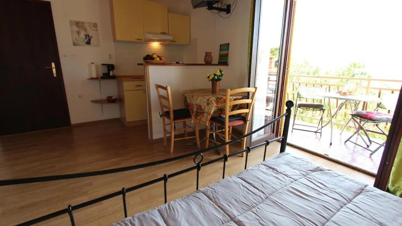 Apartments And Rooms Jelka Malinska Croatia